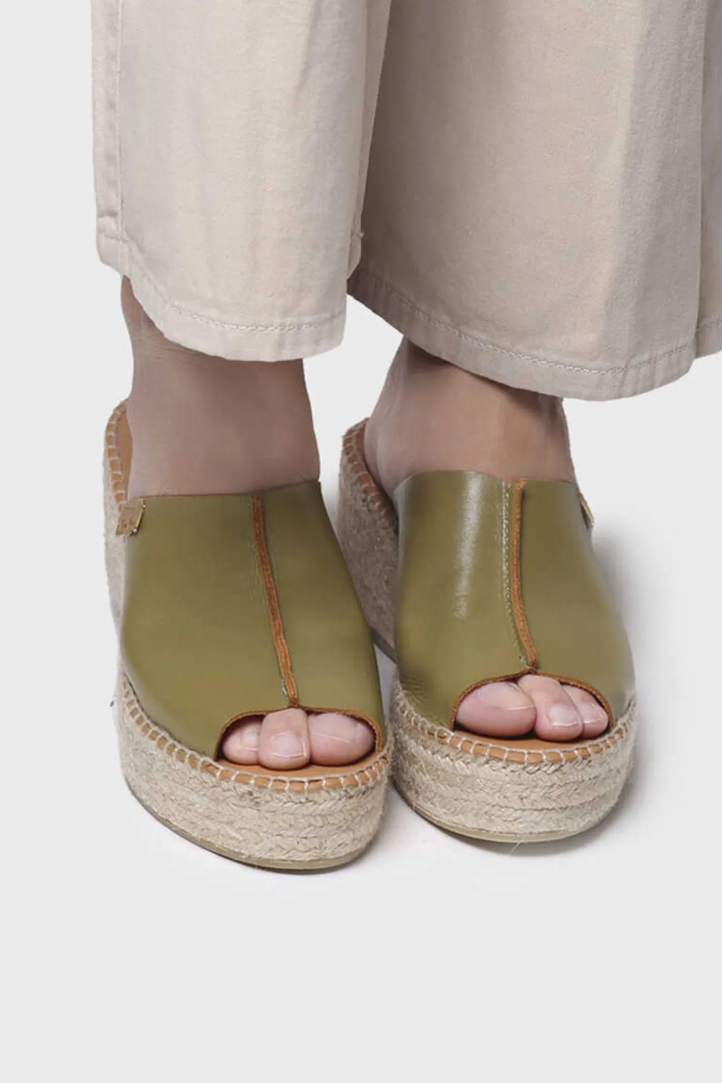 Alpercata De Pele Tipo Tamanco - Ivonne