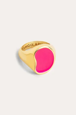 Anel Signet Bean Neon Pink Enamel Ouro