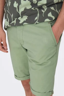 Bermuda Estilo Chino