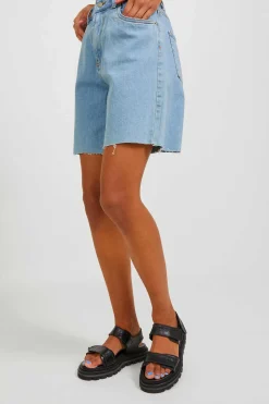 Bermuda Vaquera De Tiro Alto