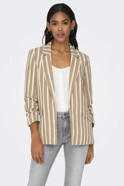 Blazer Com Manga Enrolada