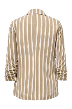 Blazer Com Manga Enrolada