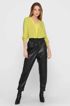 Blusa Com Decote Em Bico E Manga 3/4