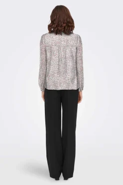 Blusa De Manga Comprida E Gola Perkins