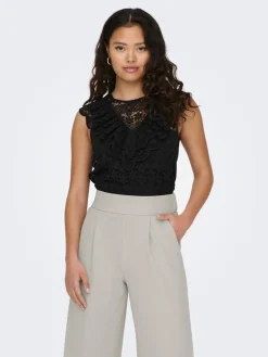 Blusa De Renda Sem Mangas