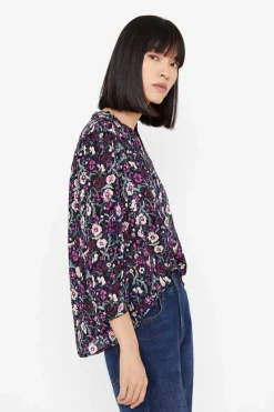 Blusa Em Tecido Plumeti