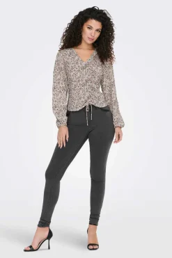 Blusa Manga Comprida Gola Em Bico