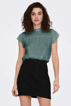 Blusa Manga Curta Plumetti