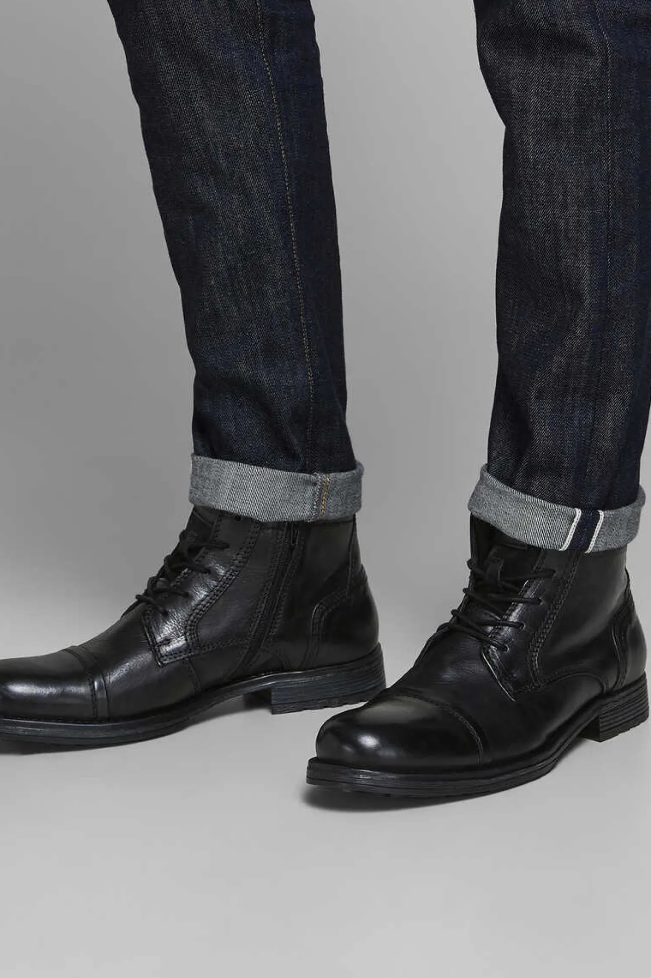 Bota Pele Sola Track