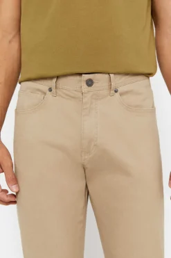 Calcas 5 Bolsos Corte Ajustado