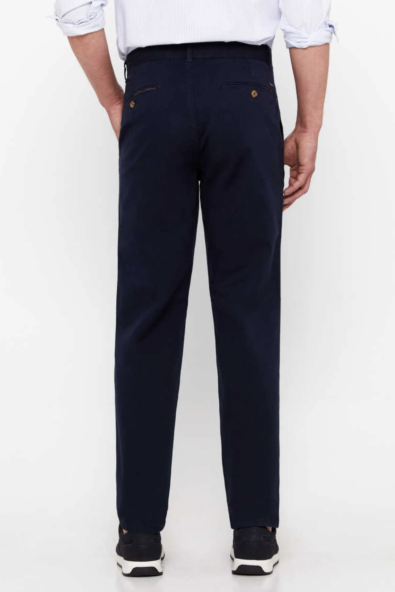 Calcas Chino Leves Classic Fit