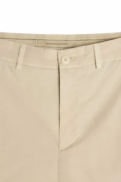 Calcas Cropped Com Pincas