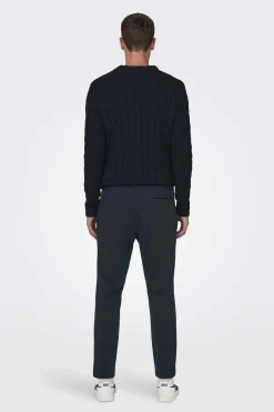 Calcas Fluidas Bainha Ajustada