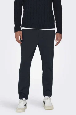 Calcas Fluidas Bainha Ajustada