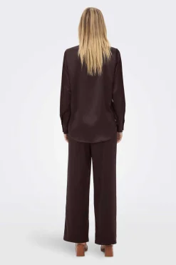 Camisa Acetinada Oversized