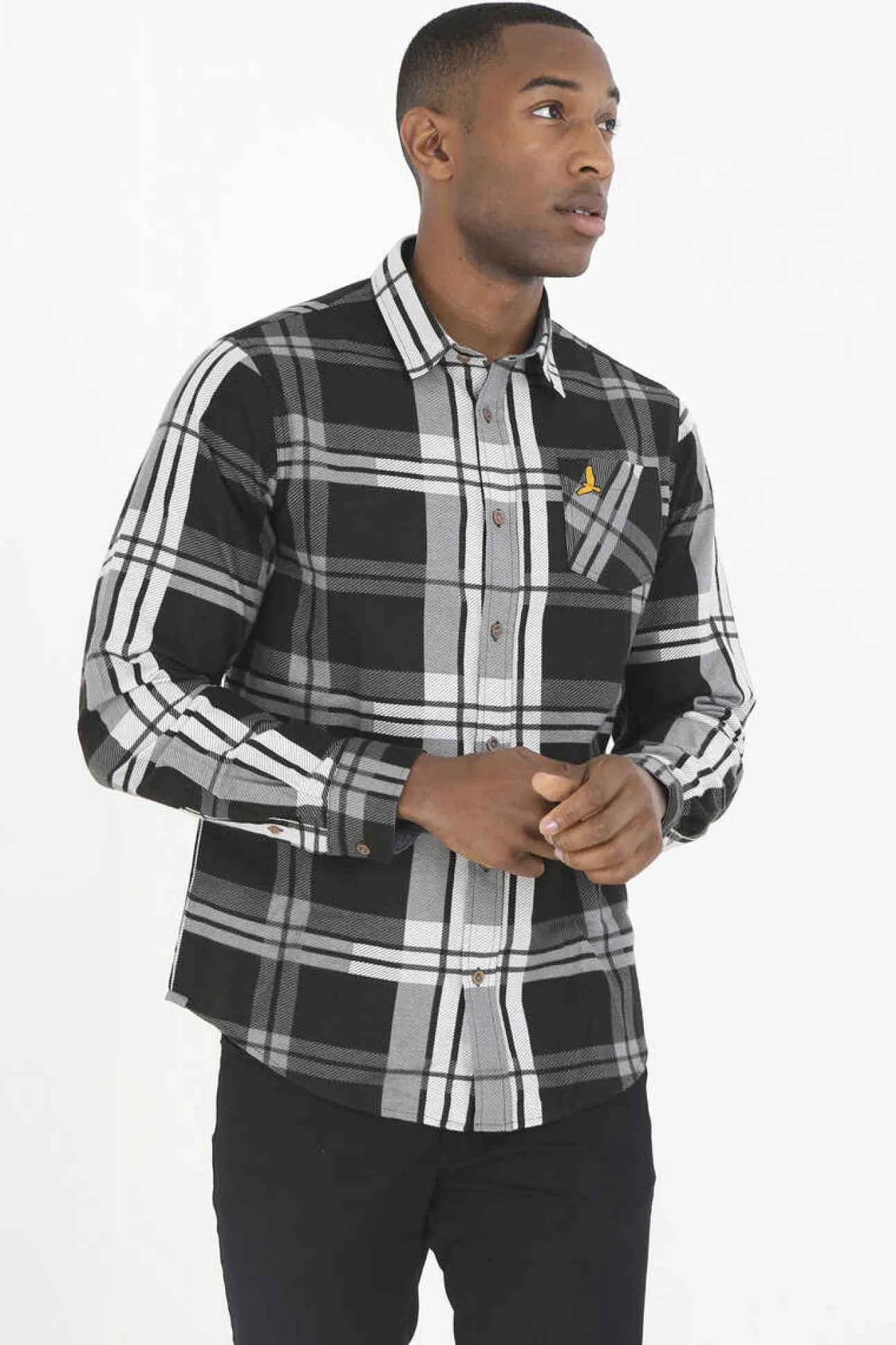 Camisa Aos Quadrados Com Bordado