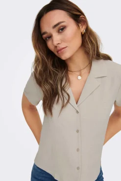 Camisa Manga Curta Botoes