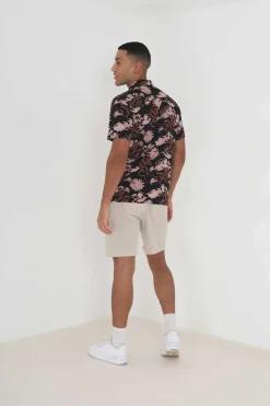 Camisa Manga Curta E Estampada.