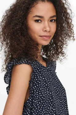 Camisa Sem Mangas Com Gola Redonda