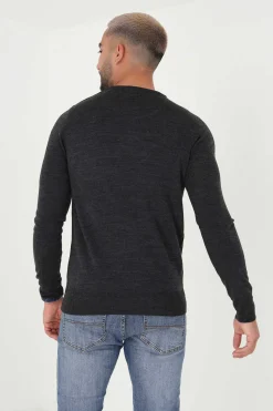 Camisola Basica Com Gola Caixa