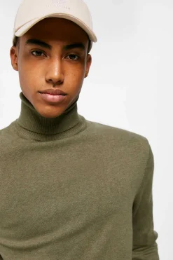 Camisola Basica Gola Cisne