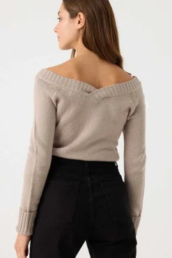 Camisola De Decote Em Bico