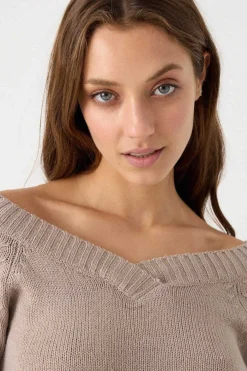 Camisola De Decote Em Bico