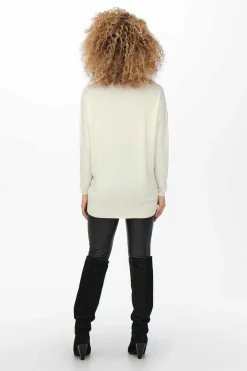 Camisola De Mulher Com Gola Em Bico E Manga Comprida.