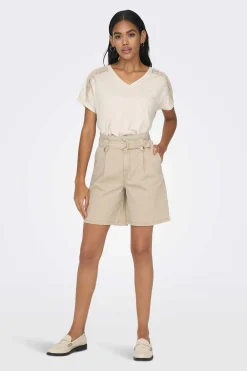 Camisola Renda Ombros