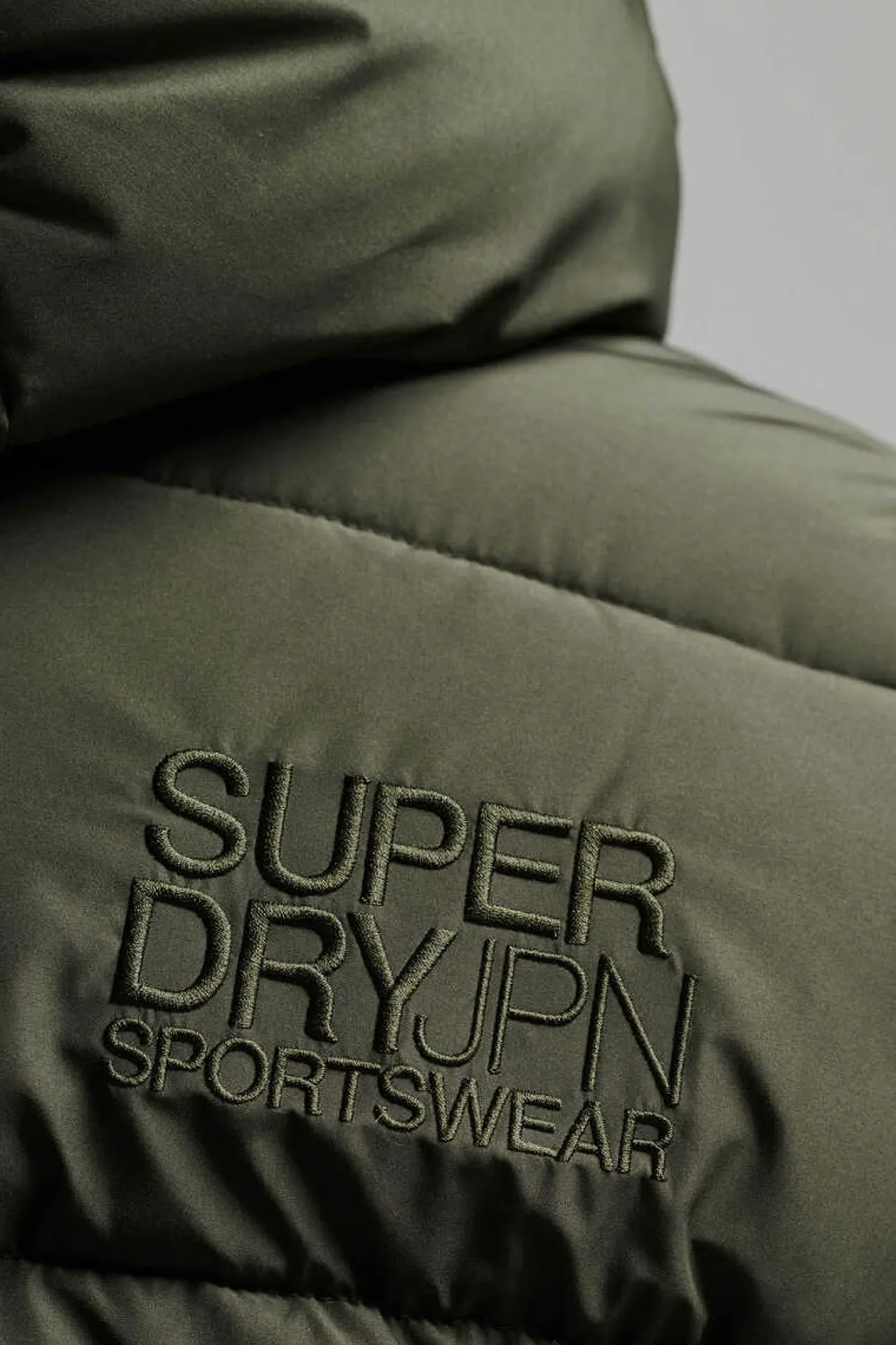 Casaco Acolchoado Com Capuz Sports