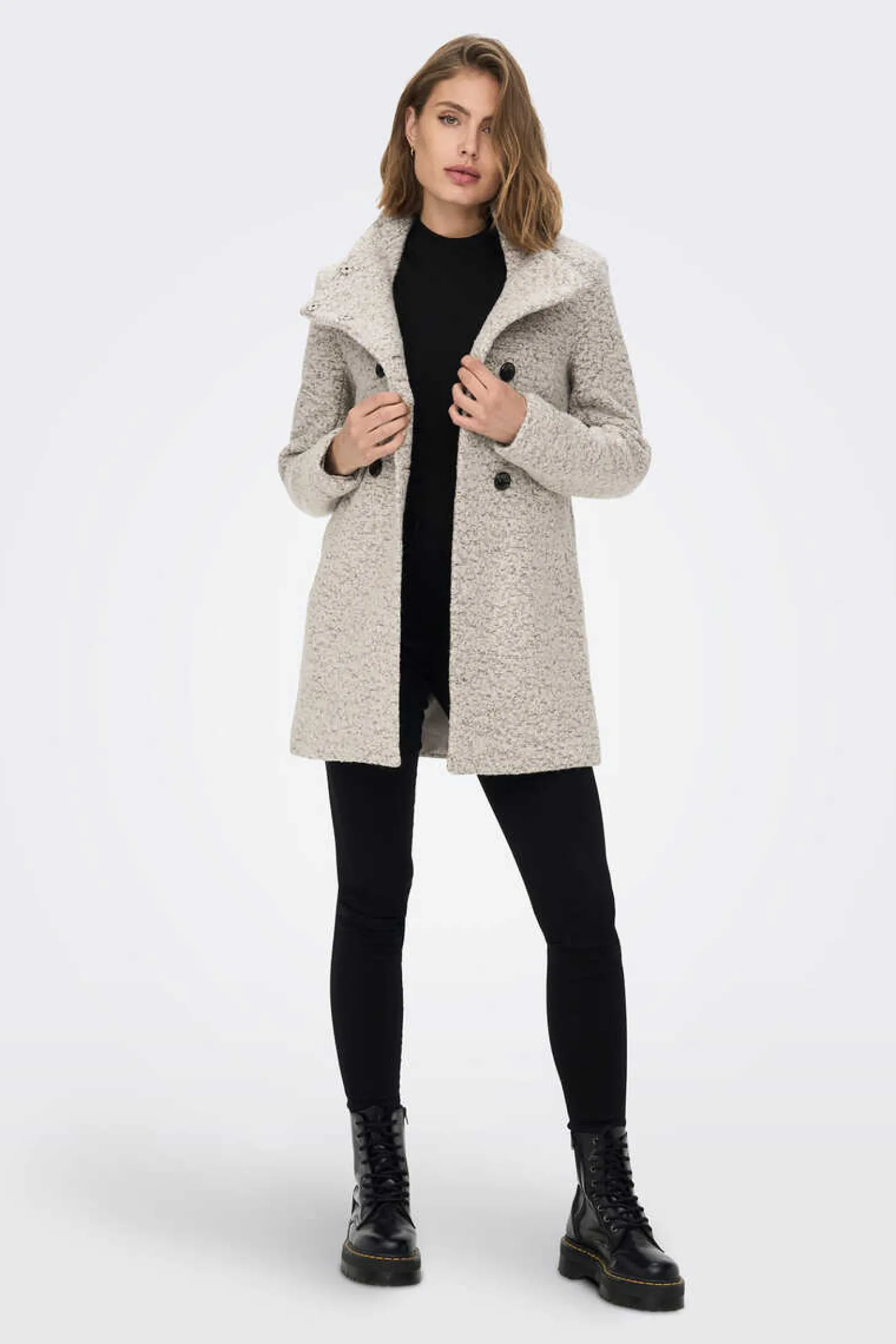 Casaco Comprido Com Botoes