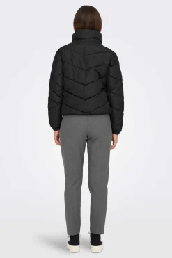 Casaco Curto Acolchoado