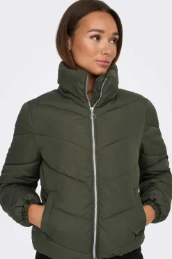 Casaco Curto Acolchoado