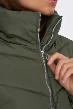 Casaco Curto Acolchoado