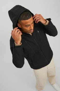 Casaco Tecnico Com Capuz