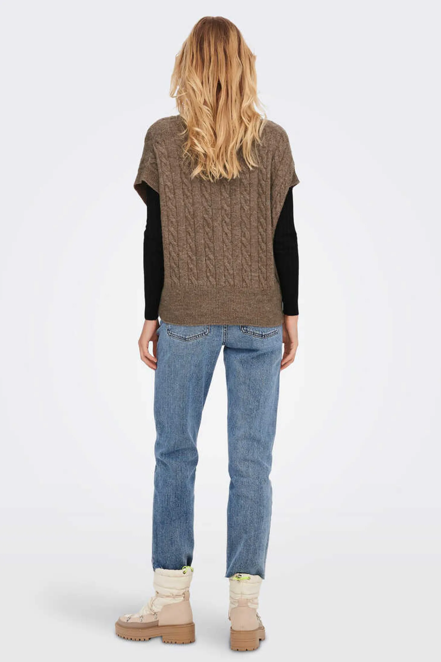 Colete De Malha De Gola Em Bico