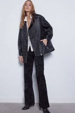 Colete De Pele Com Tachas