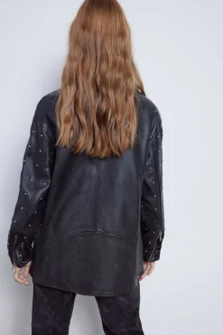 Colete De Pele Com Tachas