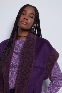 Colete Dupla Face Efeito Pelo