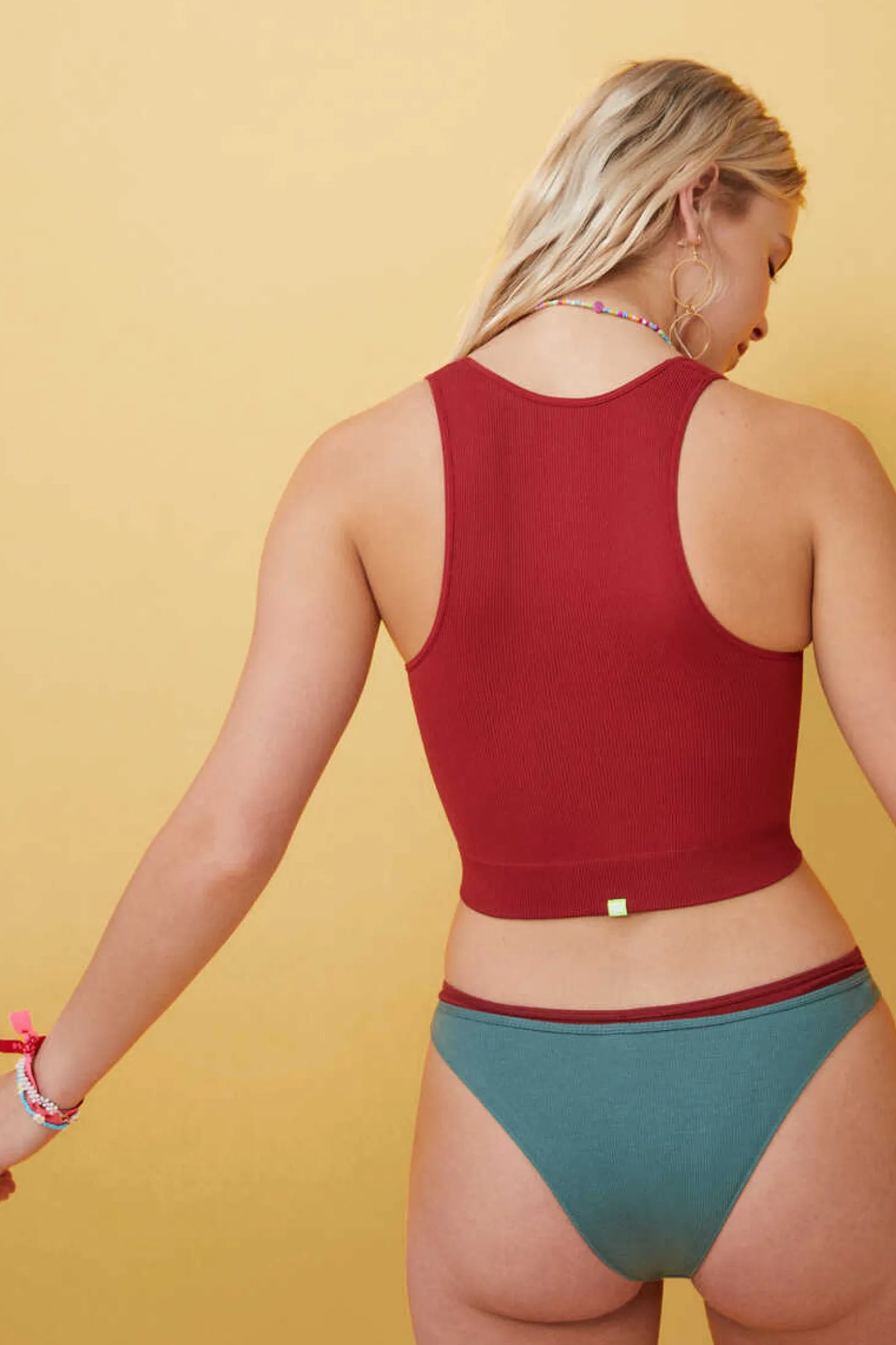 Crop Top Decote V Sem Costuras Bordo