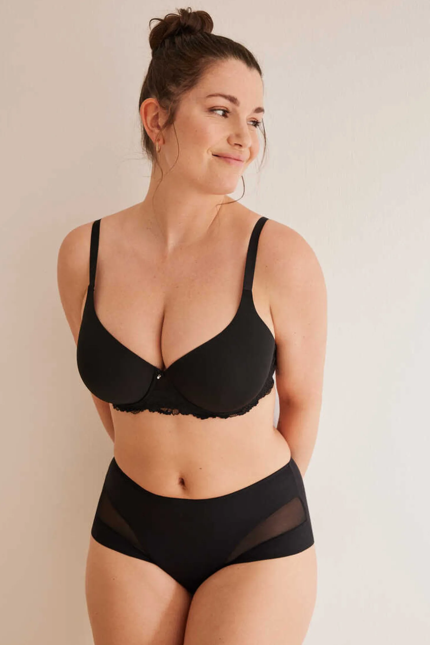 Cuequinha Semi Modeladora Alta Preta