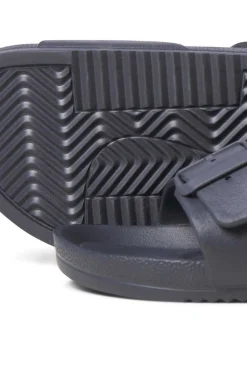 Deslize De Uma Cor Nas Sandalias