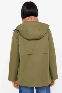 Gabardina Curta Com Veu