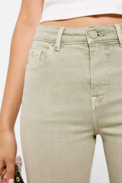 Jeans Boot Cut Lavagem Sustentavel