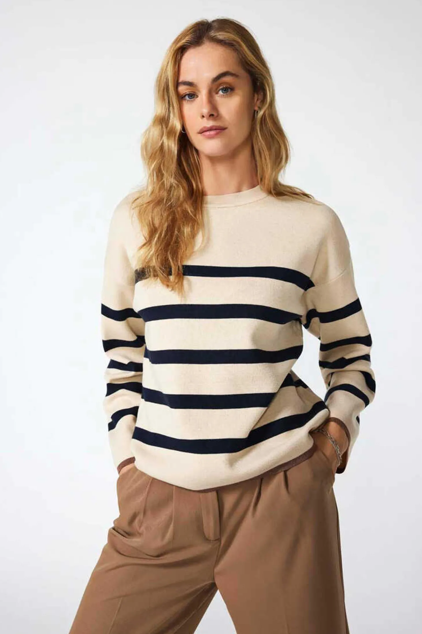 Jeans Cigarro Cintura Media