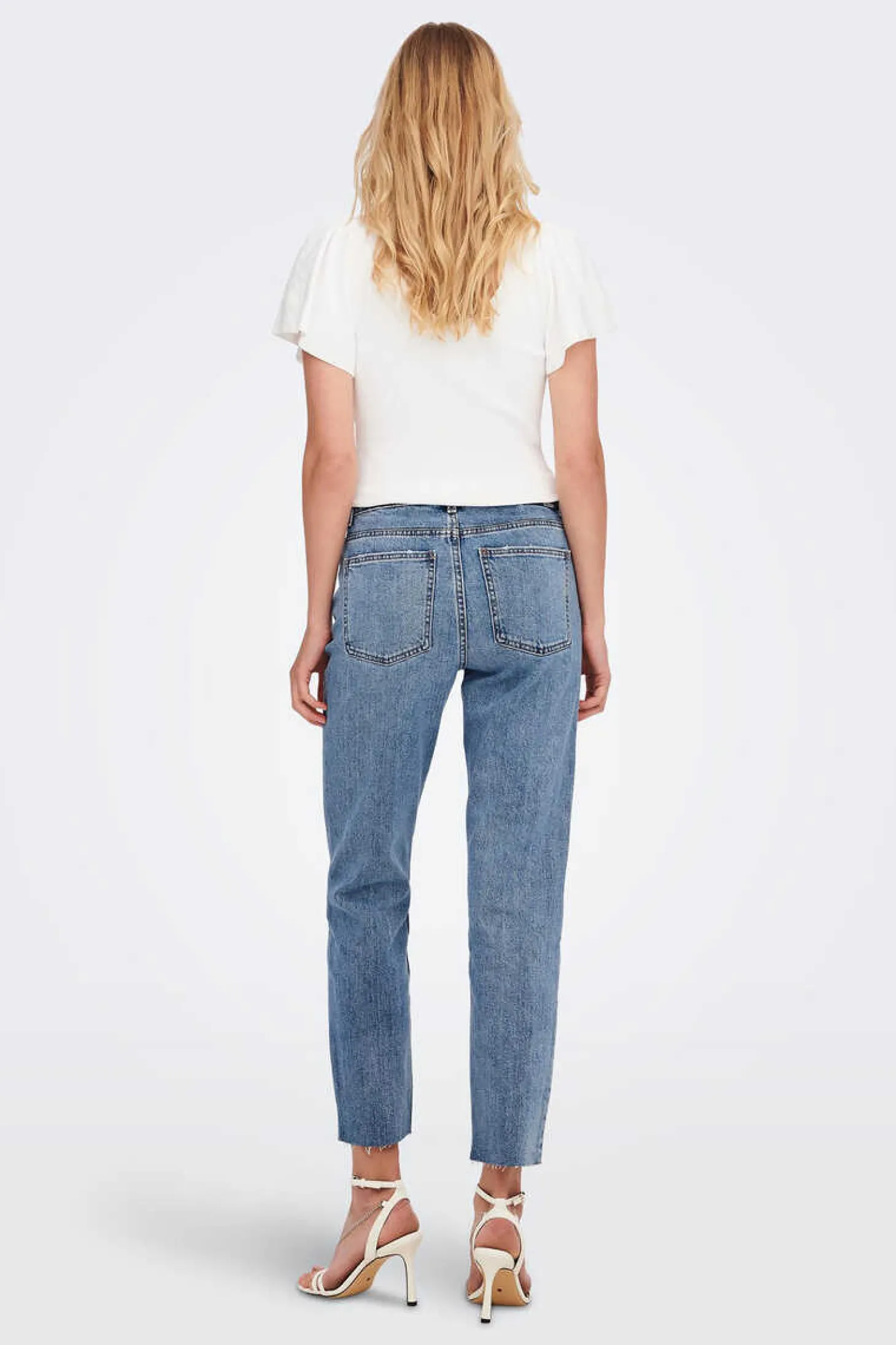 Jeans De Corte Mom Fit 5 Bolsos