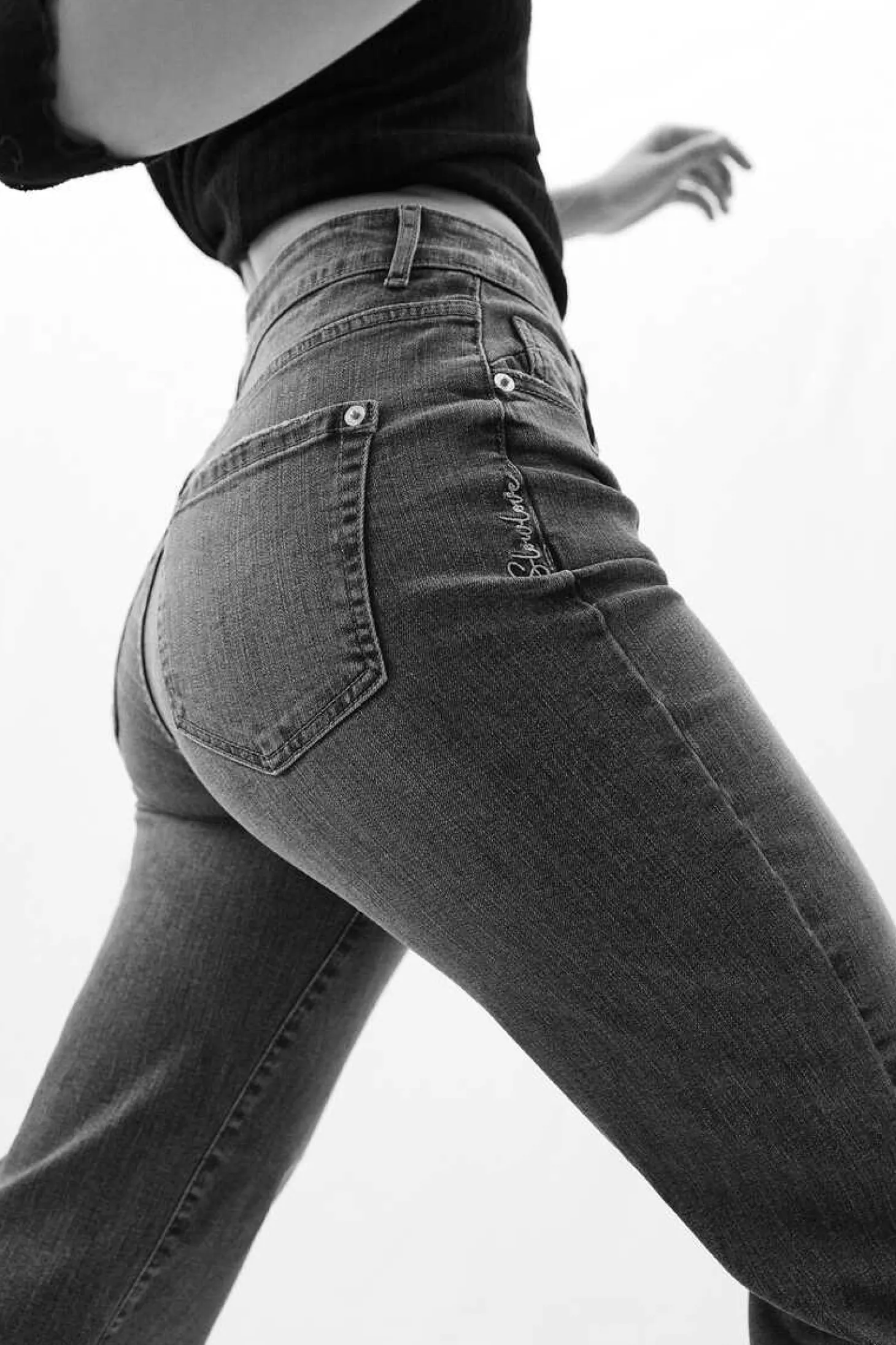 Jeans Direitos Crop