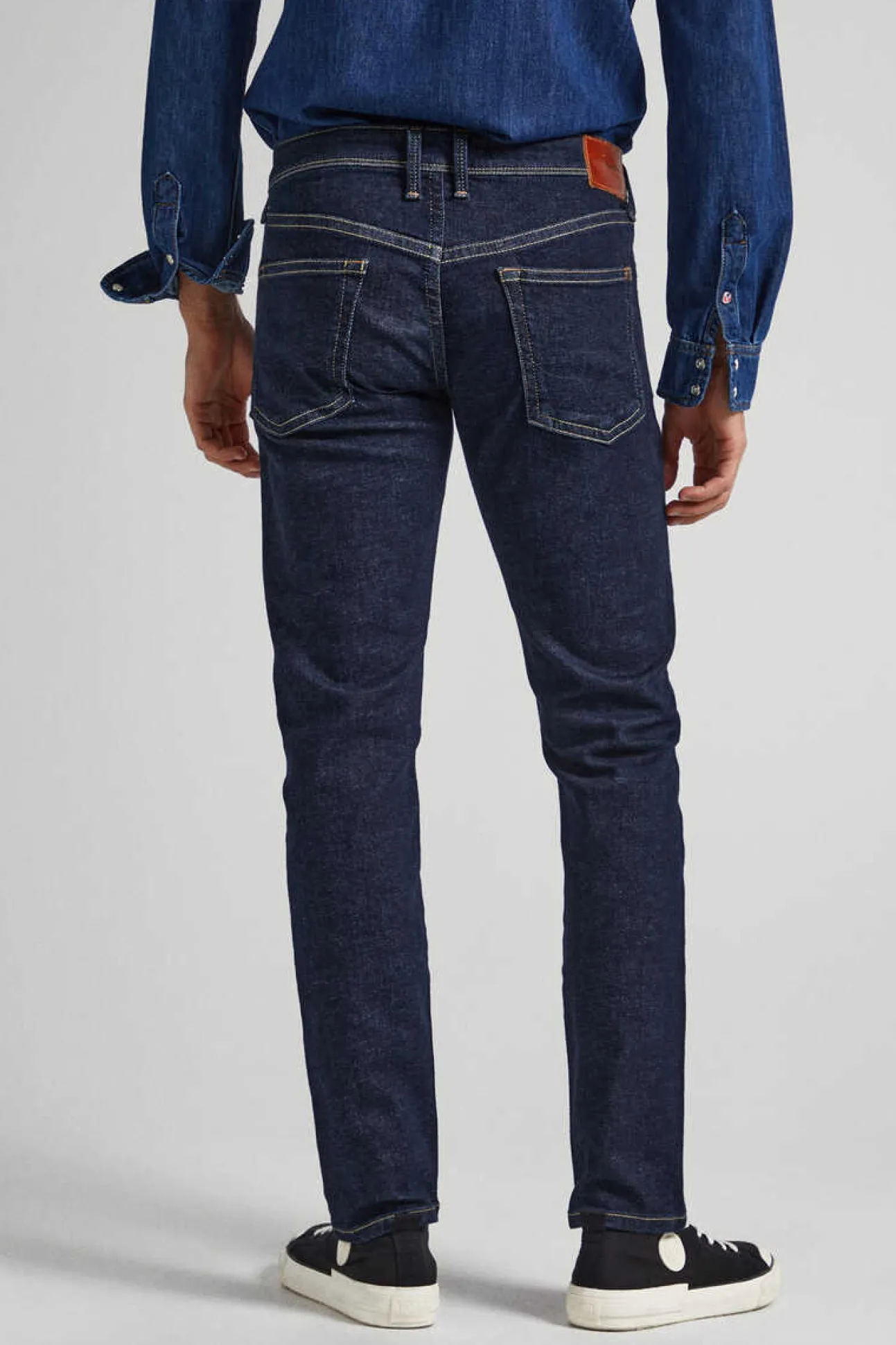 Jeans Hatch Fit Slim Corte Baixo
