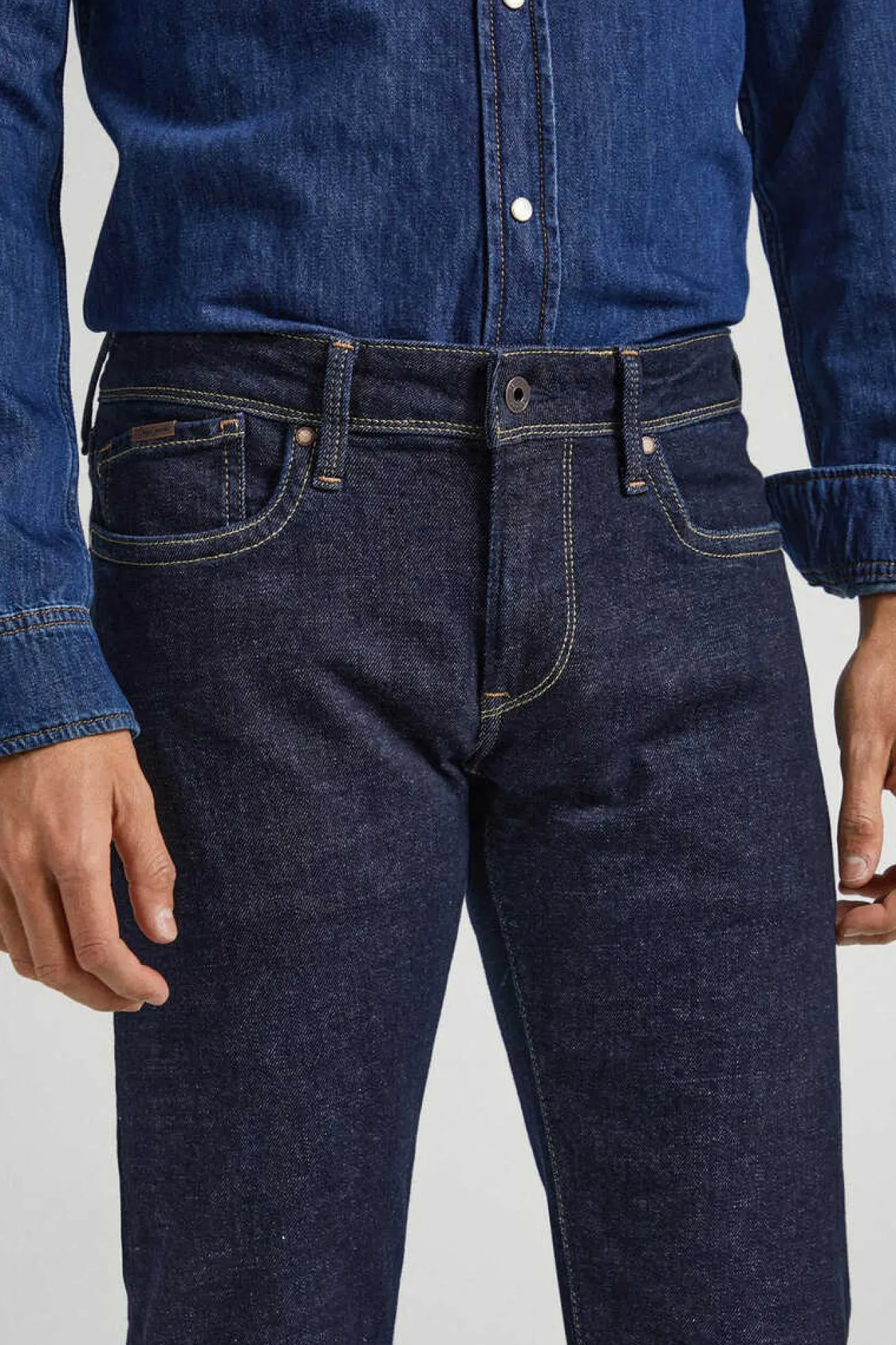 Jeans Hatch Fit Slim Corte Baixo