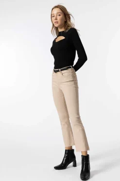 Jeans Megan Cropped Flare Cintura Alta Metalica